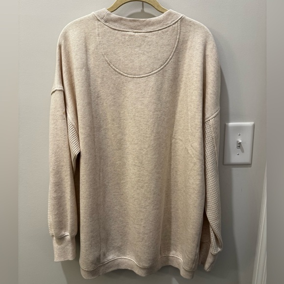 Aerie Oversized Sweatshirt - Picture 2 of 2